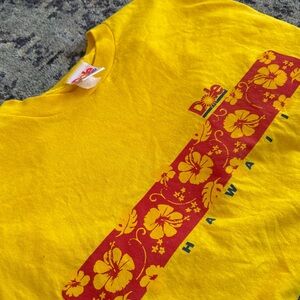 Men’s 1990’s Dole Hawaii Yellow and Red Graphic T-Shirt Size XXL Streetwear